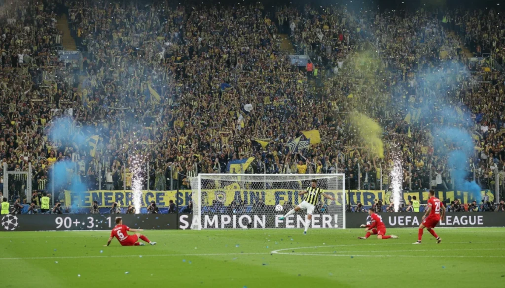 Talisca Sahneye Çıktı, Fenerbahçe Play-Off Kapısını Araladı